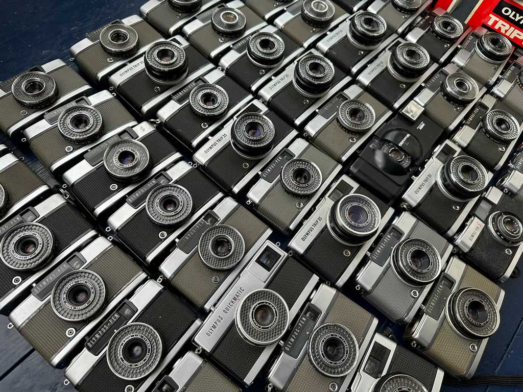 Lot of 50+ Olympus PEN and TRIP 35 - Image 6