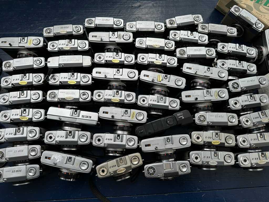 Lot of 50+ Olympus PEN and TRIP 35 - Image 9