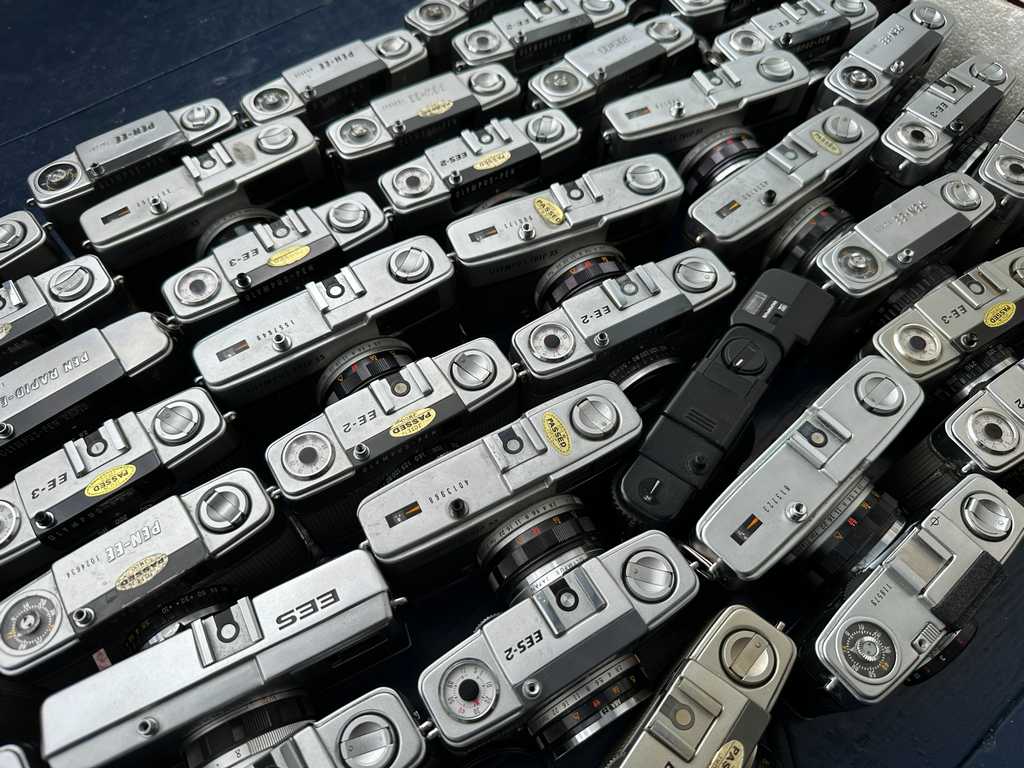 Lot of 50+ Olympus PEN and TRIP 35 - Image 12
